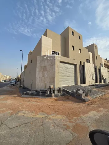 فيلا للبيع في شارع سيبويه, حي الروضة, مدينة الرياض, منطقة الرياض صورة 4