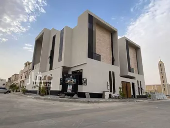فيلا للبيع في شارع محمد الصباغ, حي المهدية, مدينة الرياض, منطقة الرياض صورة 2