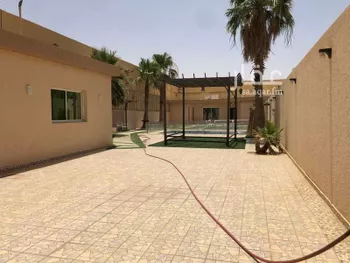 استراحة للبيع في شارع الفرقدان, حي الحزم, مدينة بريده, منطقة القصيم صورة 2