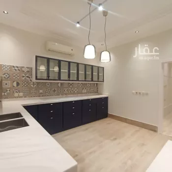 دور للإيجار في شارع الرشدية, حي الملقا, مدينة الرياض, منطقة الرياض صورة 4