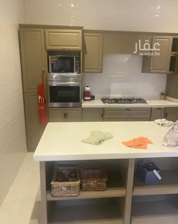 فيلا للإيجار في شارع الفاخرة, حي عكاظ, مدينة الرياض, منطقة الرياض صورة 3