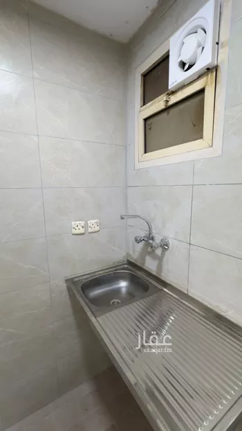 عمارة للإيجار في شارع طريق الامير محمد بن سعد بن عبد العزيز, حي الملقا, مدينة الرياض, منطقة الرياض صورة 3