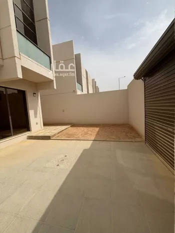 فيلا للإيجار في شارع عبدالله الهذلي, حي مطار الملك خالد الدولي, مدينة الرياض, منطقة الرياض صورة 3