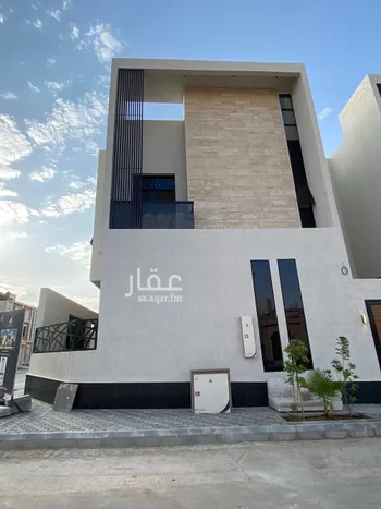 فيلا للبيع في شارع محمد بن أبي بكر القيم, حي المهدية, مدينة الرياض, منطقة الرياض صورة 2