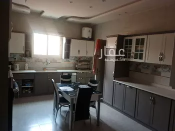 فيلا للبيع في شارع رقم 142, حي ظهرة لبن, مدينة الرياض, منطقة الرياض صورة 2