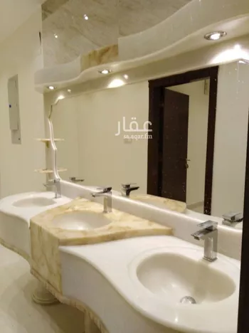 فيلا للبيع في شارع الخرمة, حي اليرموك, مدينة الرياض, منطقة الرياض صورة 5