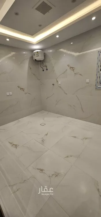 فيلا للبيع في شارع حسن الطاهر, حي غرناطة, مدينة الرياض, منطقة الرياض صورة 2