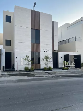 فيلا للبيع في شارع عمر بن عبدالقادر مفتي, حي المهدية, مدينة الرياض, منطقة الرياض صورة 4