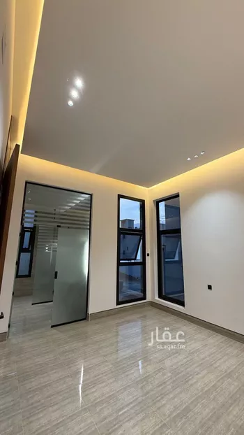 فيلا للبيع في شارع أبي الحسن الأسفرائيني, حي المهدية, مدينة الرياض, منطقة الرياض صورة 4