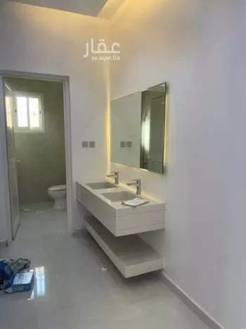 دور للبيع في شارع داود الأصبهاني, حي المهدية, مدينة الرياض, منطقة الرياض صورة 5