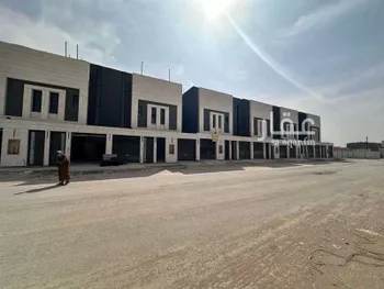 دور للبيع في شارع علي الزبيري, حي طويق, مدينة الرياض, منطقة الرياض