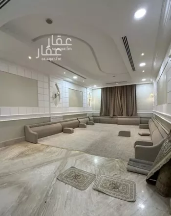 فيلا للبيع في شارع الشيخ حسن بن حسين بن علي, حي الحمراء, مدينة الرياض, منطقة الرياض صورة 3