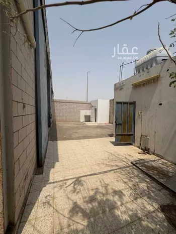 مستودع للإيجار في شارع اضنه, حي السروات, مدينة جدة, منطقة مكة المكرمة صورة 3