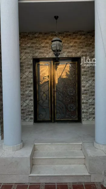 فيلا للبيع في شارع عبدالرحمن بن عوف, حي طيبة, مدينة الدمام, المنطقة الشرقية صورة 2