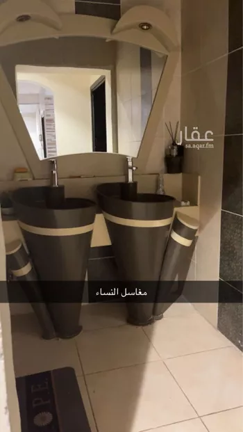 فيلا للبيع في شارع عبد الرحمن بن سنة الاسلمي, حي ذو الحليفة, مدينة المدينه المنوره, منطقة المدينة المنورة صورة 4