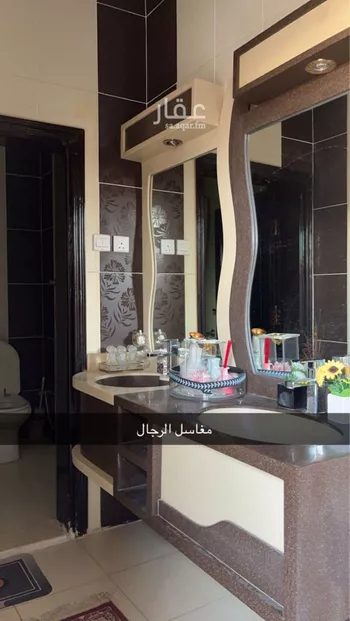 فيلا للبيع في شارع عبد الرحمن بن سنة الاسلمي, حي ذو الحليفة, مدينة المدينه المنوره, منطقة المدينة المنورة صورة 2