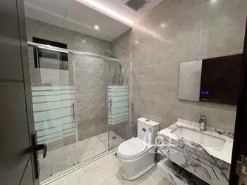 شقة للبيع في شارع مبارك الدقاق (ابن الشيرجي), حي المحمدية, مدينة مكه المكرمه, منطقة مكة المكرمة صورة 3