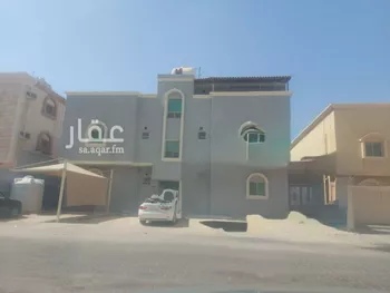 شقة للبيع في شارع  2 ب, حي الحمراء, مدينة الجبيل, المنطقة الشرقية