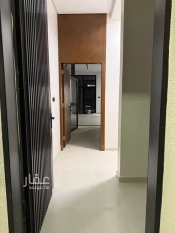 فيلا للبيع في شارع أبي بكر بن حجي بسيوبي, حي العوالي, مدينة الرياض, منطقة الرياض صورة 2