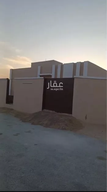 دور للبيع في شارع انطاع 263, مدينة مليجه, المنطقة الشرقية
