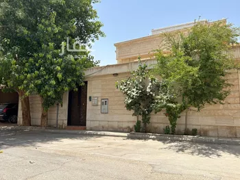 فيلا للبيع في شارع السيف الآمدي, حي المصيف, مدينة الرياض, منطقة الرياض