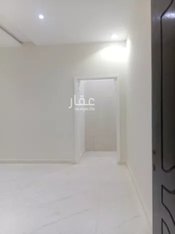 دور للبيع في شارع محمد سرور الصباغ, حي الرمال, مدينة الرياض, منطقة الرياض صورة 3