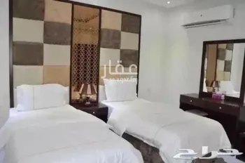 شقة للإيجار في 7133-7319 ، شارع محمد رشيد رضا ، حي العزيزية ، الرياض ، منطقة الرياض