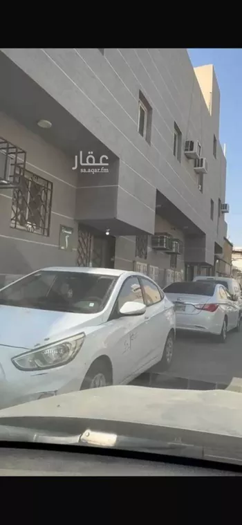 عمارة للبيع في شارع النقعاء, حي عتيقة, مدينة الرياض, منطقة الرياض صورة 2