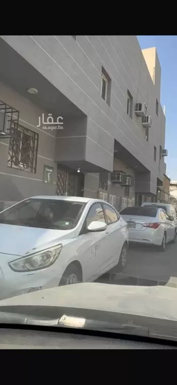عمارة للبيع في شارع النقعاء, حي عتيقة, مدينة الرياض, منطقة الرياض صورة 3