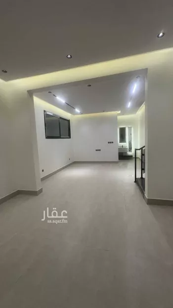 فيلا للإيجار في شارع يوسف البزاز, حي عكاظ, مدينة الرياض, منطقة الرياض صورة 3