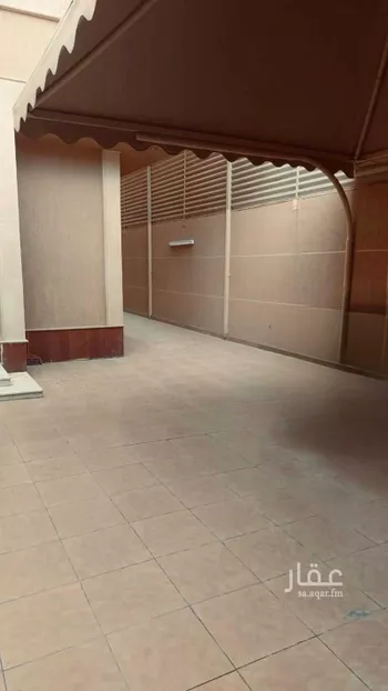 فيلا للبيع في شارع رقم 40, حي العزيزية, مدينة الرياض, منطقة الرياض صورة 2