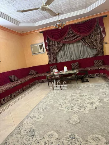 فيلا للبيع في شارع الفانوس, حي الدار البيضاء, مدينة الرياض, منطقة الرياض صورة 2
