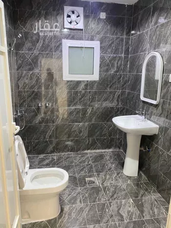 عمارة للبيع في شارع سفيان بن اسد ، حي غرناطة ، الدمام ، الدمام صورة 3