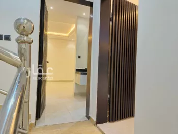 شقة للبيع في شارع الامام مسلم, حي بدر, مدينة الرياض, منطقة الرياض صورة 4