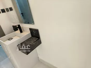 شقة للبيع في شارع علي بن سلامة اللخمي, حي بدر, مدينة الرياض, منطقة الرياض صورة 3