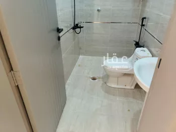 شقة للبيع في شارع الامام مسلم, حي بدر, مدينة الرياض, منطقة الرياض صورة 2