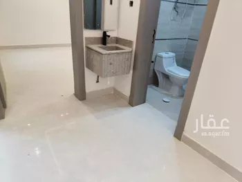 شقة للبيع في شارع الإمام مالك, حي بدر, مدينة الرياض, منطقة الرياض صورة 2