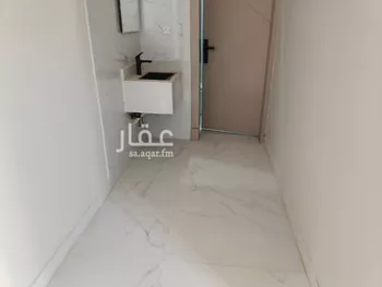 فيلا للبيع في شارع المحلاني, حي عكاظ, مدينة الرياض, منطقة الرياض صورة 3