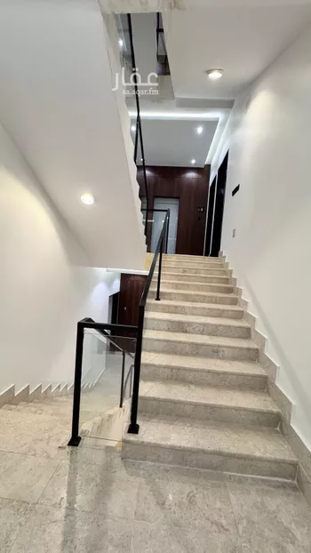 شقة للبيع في شارع طريق الملك فهد, حي الصفاء, مدينة ابها, منطقة عسير صورة 2