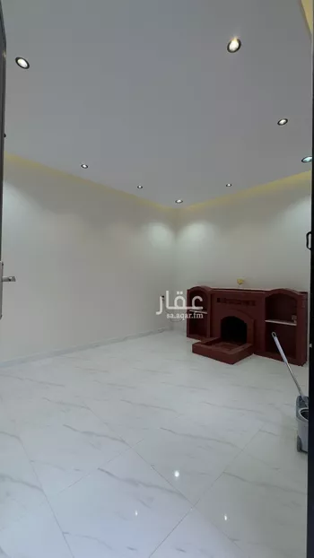 فيلا للبيع في شارع صدقة بن مكارم, حي التعاون, مدينة خميس مشيط, منطقة عسير صورة 3
