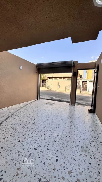 شقة للبيع في شارع صدقة بن مكارم, حي التعاون, مدينة خميس مشيط, منطقة عسير صورة 3