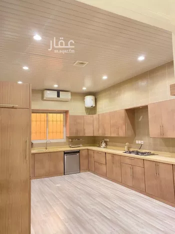 فيلا للبيع في شارع علي ابن حسن الشويطر, حي المهدية, مدينة الرياض, منطقة الرياض صورة 5