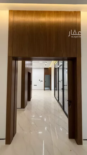 فيلا للبيع في شارع قطب الدين بن السلطان, حي المهدية, مدينة الرياض, منطقة الرياض صورة 5
