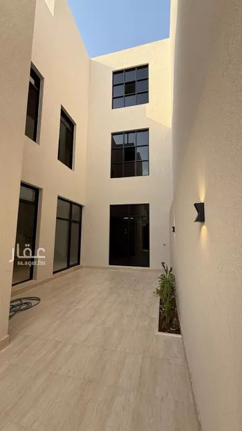 فيلا للبيع في شارع أبي زرعة الهمذاني, حي المهدية, مدينة الرياض, منطقة الرياض صورة 3