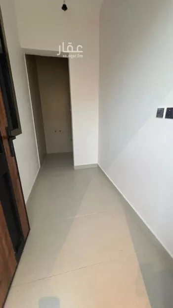 فيلا للبيع في شارع عبداللطيف بن المبارك, حي المهدية, مدينة الرياض, منطقة الرياض صورة 2