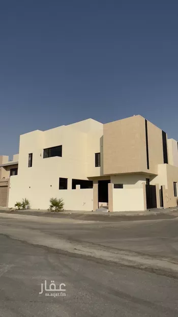 فيلا للبيع في شارع عبدالقادر بن عبدالوارث, حي المهدية, مدينة الرياض, منطقة الرياض صورة 2