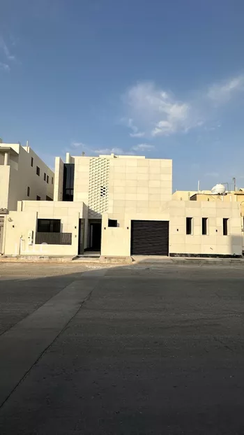 فيلا للبيع في شارع عبدالقادر بن عبدالوارث, حي المهدية, مدينة الرياض, منطقة الرياض