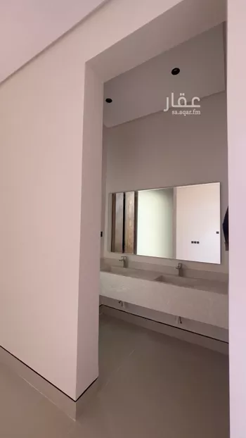 فيلا للبيع في شارع السيل, حي المهدية, مدينة الرياض, منطقة الرياض صورة 5