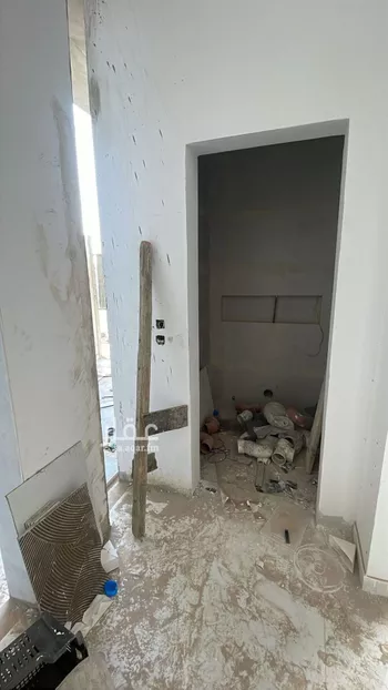 فيلا للبيع في شارع ابن صدقة الغرافي, حي المهدية, مدينة الرياض, منطقة الرياض صورة 4