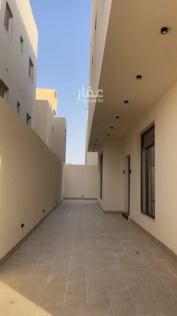 فيلا للبيع في شارع السيل, حي المهدية, مدينة الرياض, منطقة الرياض صورة 2